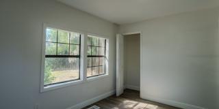 599 Carolina Avenue Gallery 17