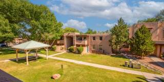 Fully Furnished Condo Available Now! Gallery 1