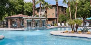 The Laurel Apartments Gallery 8