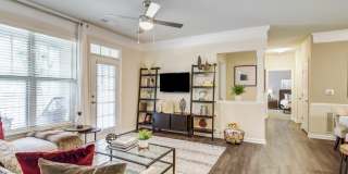 Magnolia at Milton Gallery 35