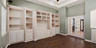 2111 E 25th Street Gallery 5