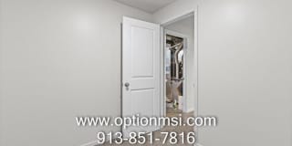 8926 Grand Avenue Gallery 28