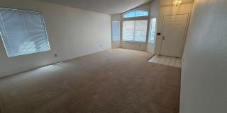 Hard to Find 4 Bedroom Single Story Gallery 12