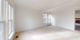 Spacious Family Three Bedroom Townhouse in Damascus! Pets Welcomed & Parking Included! Gallery 16