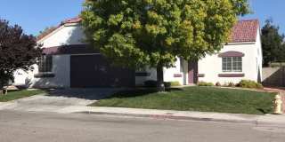 STUNNING & GORGEOUS SINGLE STORY 4 BED/2 BATH OVER 1800SF! ***ONLY $2,222 *** STUNNING & GORGEOUS SINGLE STORY 4 BED/2 BATH OVER 1800SF! ***ONLY $2,222 *** Gallery 1