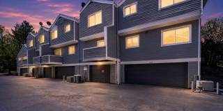 Charming 2BR Townhome in Aurora Gallery 32