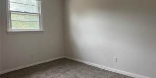 124 Parkdale Drive Gallery 7