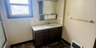Three bedroom one bathroom home for rent Gallery 10