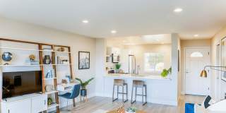 Harbor Point Waterfront Apartments Gallery 6