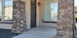 Newer Town Home in Ivins Gallery 4