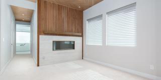 Stunning modern luxury home located in prestigious guard-gated Summerlin community of Ascension Gallery 63