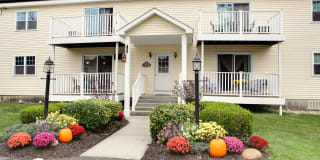 Saratoga Garden Apartments Gallery 2