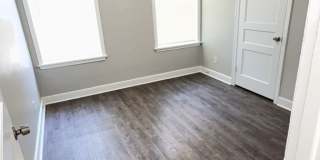 Charming 2 bedroom, 1 bathroom duplex Gallery 5