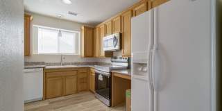 Great two bedroom, one bath near airport. AVAILABLE BEGINNING 6/17/26 Great two bedroom, one bath near airport. AVAILABLE BEGINNING 6/17/26 Gallery 5