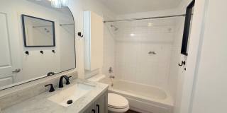 Gallery Condominiums - Downtown Kirkland Gallery 9