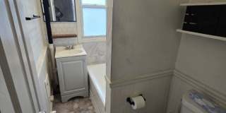 779 E Main Street unit: 2Nd Floor Gallery 12