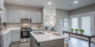 Trails at Hunter Pointe Gallery 1