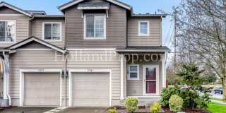 Beautiful Townhome with Attached Garage in Desirable Community! Gallery 1