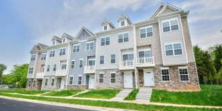 8276 SAFARIAN Way Gallery 1