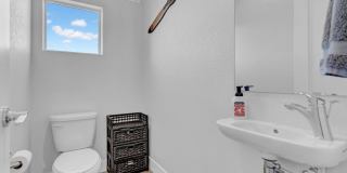 Stunning 3-bedroom, 4-bathroom townhouse! Gallery 10