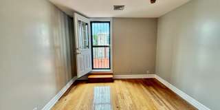 2205 Fitzwater Street - 3rd Floor Gallery 31