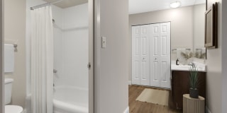 Kellogg Square Apartments Gallery 52