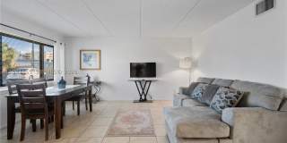 1145 N Shannon Gallery 6