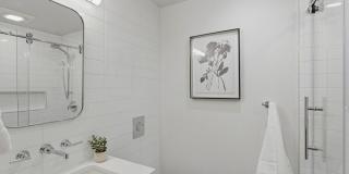 8125 Bayridge Ave Gallery 20
