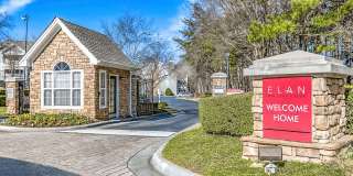Affordable Housing - Elan at Mallard Creek Apartment Homes Gallery 26
