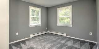 68 Pond Hill Road Gallery 25
