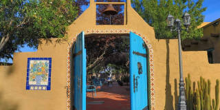 Garcia House: Fully Furnished, Wonderful Hot Tub, Spacious Fenced Outdoor Area, Pet-Friendly too! Gallery 1