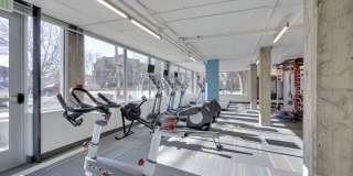 1000 Grant Gallery 19