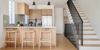 6765 Lexington Ave Gallery 1