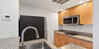 Avia Apartments on Pike Gallery 43