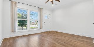 413 Lellyett Street Gallery 7