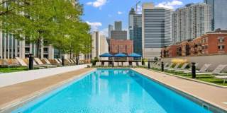 296 North Desplaines Gallery 9