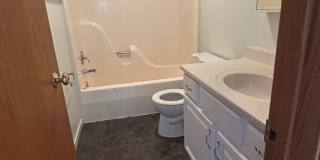 Spacious, corner lot 3-bedroom, 2-bath duplex in Iowa City Gallery 11