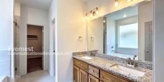 2216 Hornbeam Street Gallery 8