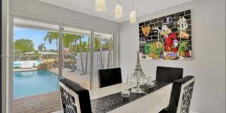 2321 SE 15th St Gallery 4