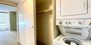 AVAILABLE NOW! STUDIO WITH 1 PARKING IN MAKIKI Gallery 9