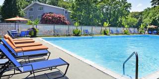 Beacon Pointe Apartments & Townhomes Gallery 23