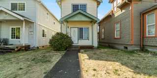 COMING SOON! Spacious 3 Bedroom / 2.5 Bathroom Single Family Home in Tacoma! Gallery 1