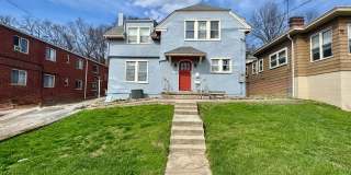 6 bed/2 bath on Probasco St., Mins. from UC for Only $700/pp ($4200/mo)! $250 SIGN ON BONUS FOR LTO!!! Gallery 3