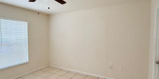 2615 E CURTIS STREET Gallery 9