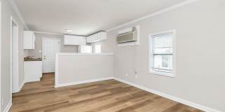 Welcome to your charming new home in the heart of Charlotte! Gallery 5