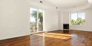 632 N Kings Rd unit: 302 Gallery 1