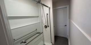 2259 HAMILTON Avenue Gallery 8