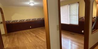 Very spacious 4 bedroom, 2 bath home in Kickapoo Schools! This will go fast! Gallery 5