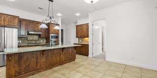 AVAILABLE: 2008 Construction 4 bed / 4 bath Home - Top of the line finishes, 2 car garage Gallery 13