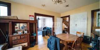 Unique 8 bed 2bath HOUSE with Yard,  Basement , Easy Parking Gallery 10